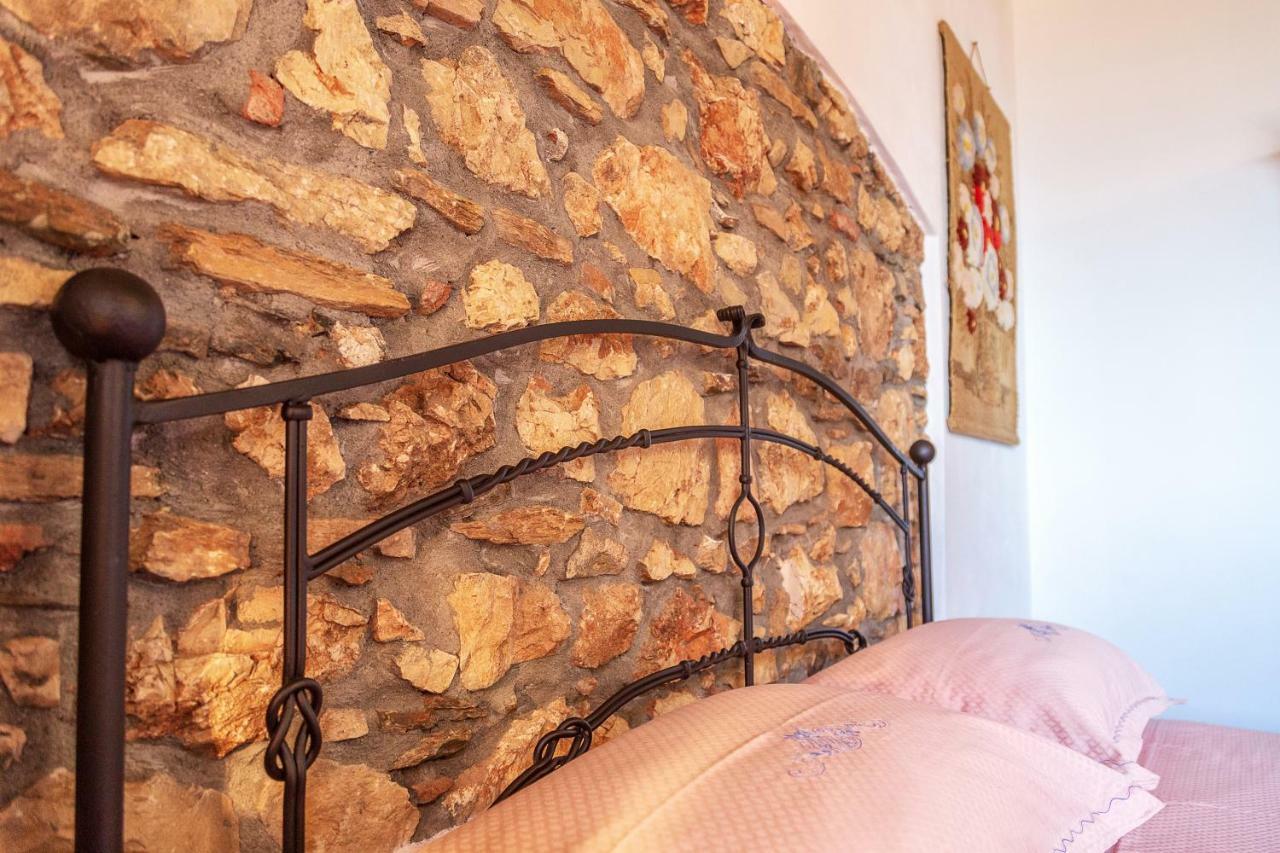 Vila La Casa Di Nonna Monni Baunei Exteriér fotografie