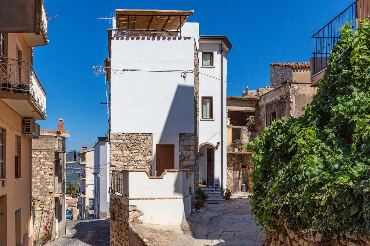 Vila La Casa Di Nonna Monni Baunei Exteriér fotografie